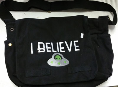 (image for) Believe UFO Messenger Bag - Click Image to Close